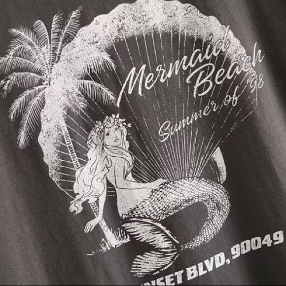 RESTOCKING🎉Mermaid Beach Gypsy boho T-shirt - Picture 2 of 13